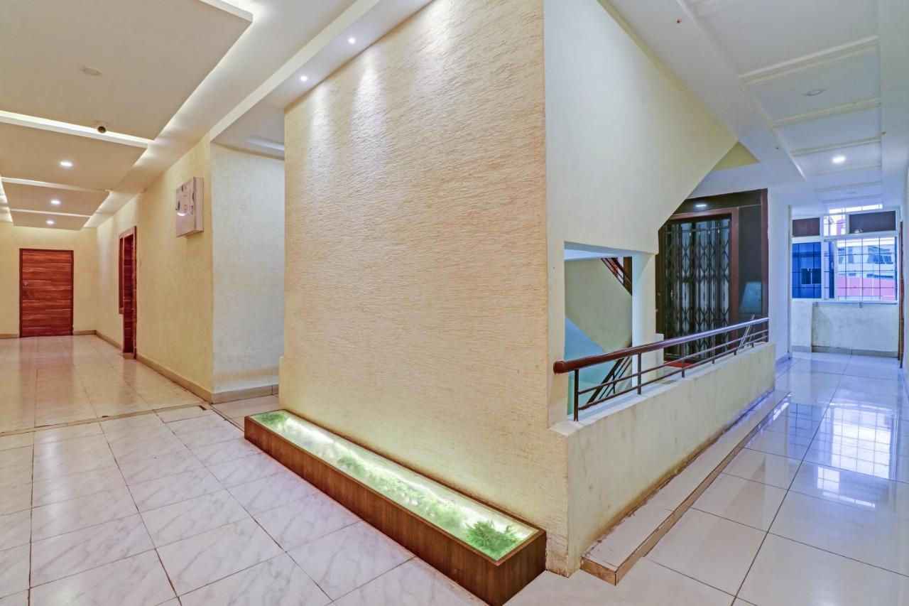 Hotel O Aditya Grand Inn Guntūr Exterior foto